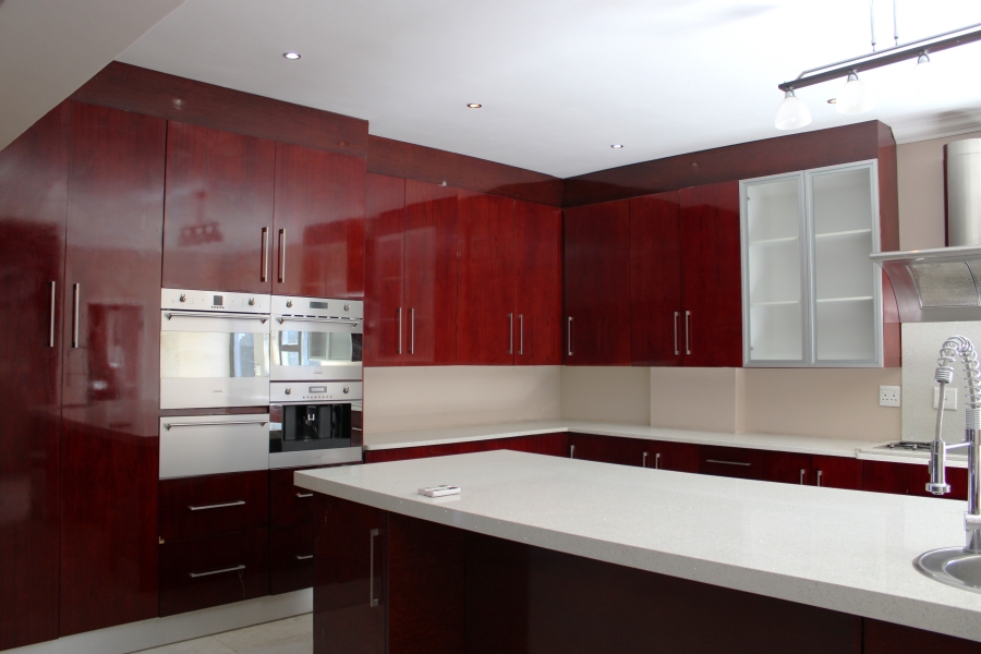 6 Bedroom Property for Sale in Cashan North West